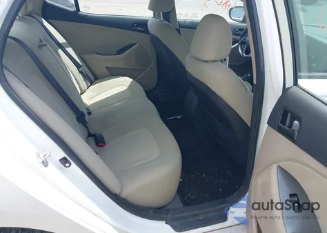 2011 Kia Optima Lx из США, поврежденный, VIN KNAGM4A70B5101029